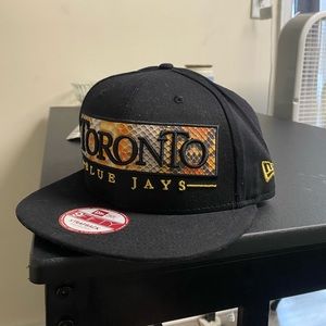 Toronto Blue Jays New Era “snake” snapback